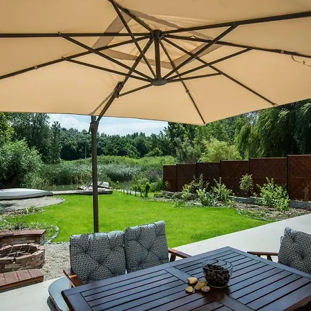 Az Evezőhöz Apartman